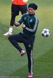 [国际足球]恩里克荣膺2025年国际足联年度最佳男足教练